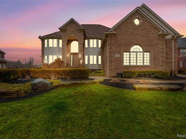 55733 Whitney Court, Shelby Twp, MI 48315