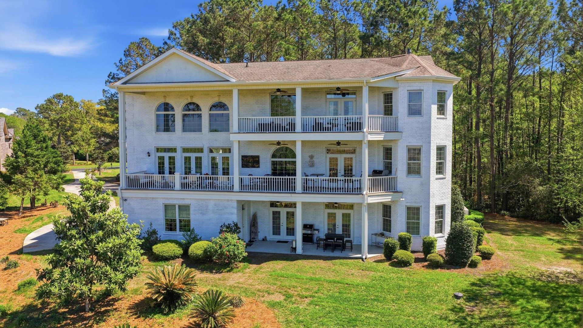 292 Portrush Loop Photo 4