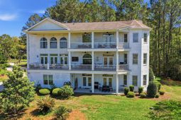 292 Portrush Loop photo 4