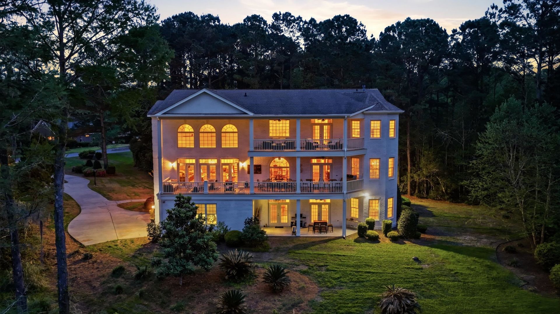 292 Portrush Loop Photo 65