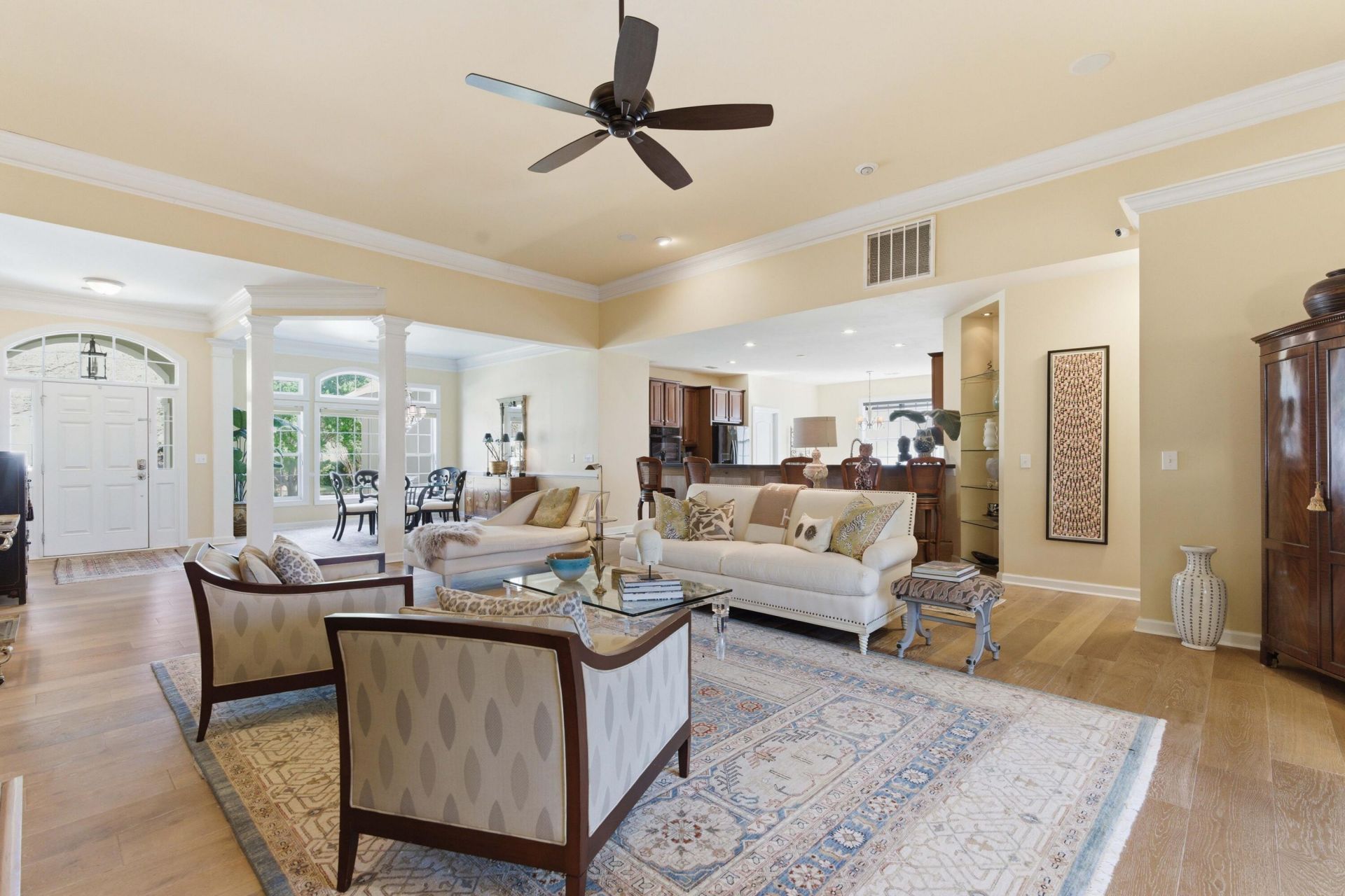 1596 Oakhurst Drive Photo 10