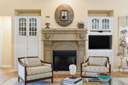 1596 Oakhurst Drive photo 4