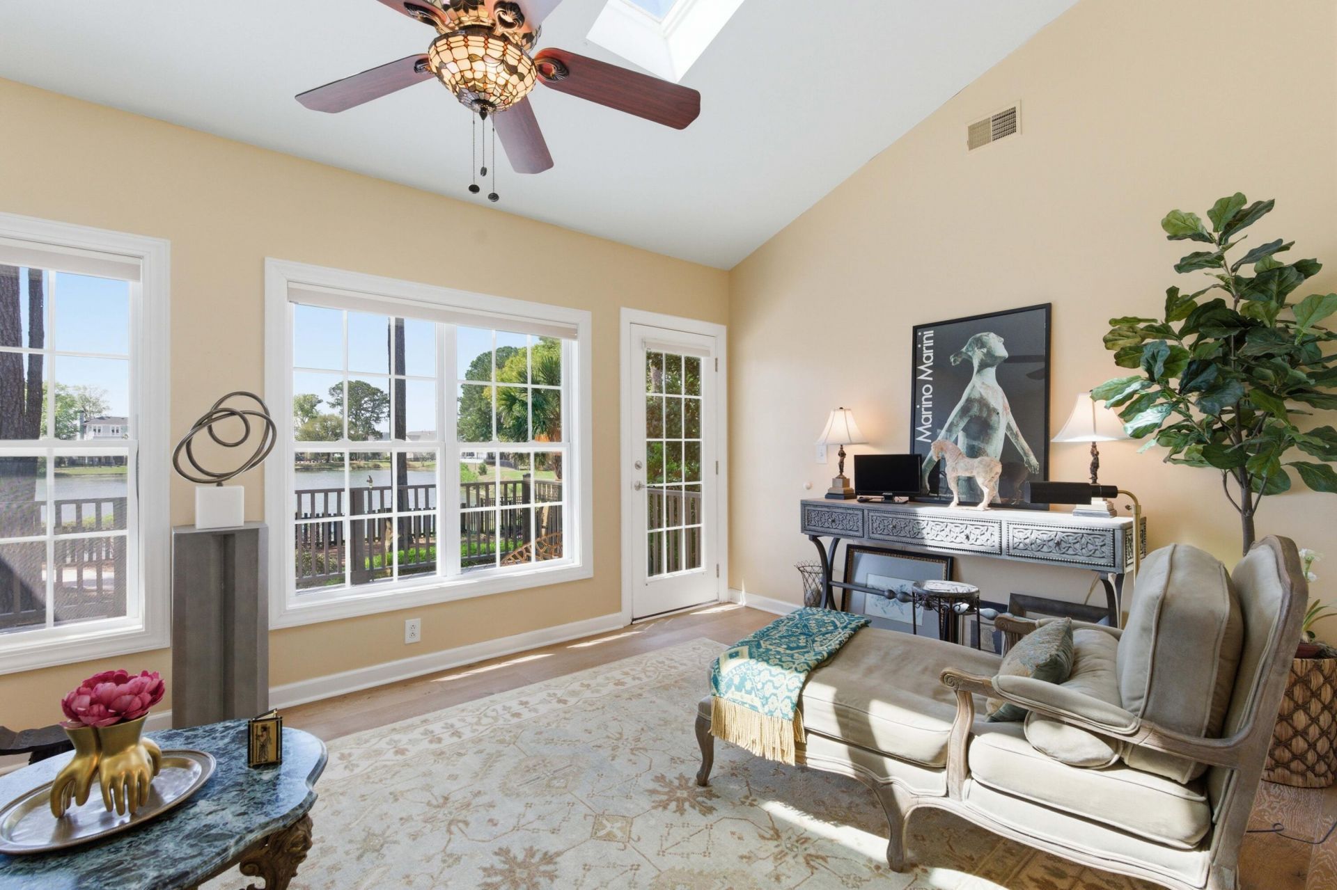 1596 Oakhurst Drive Photo 25