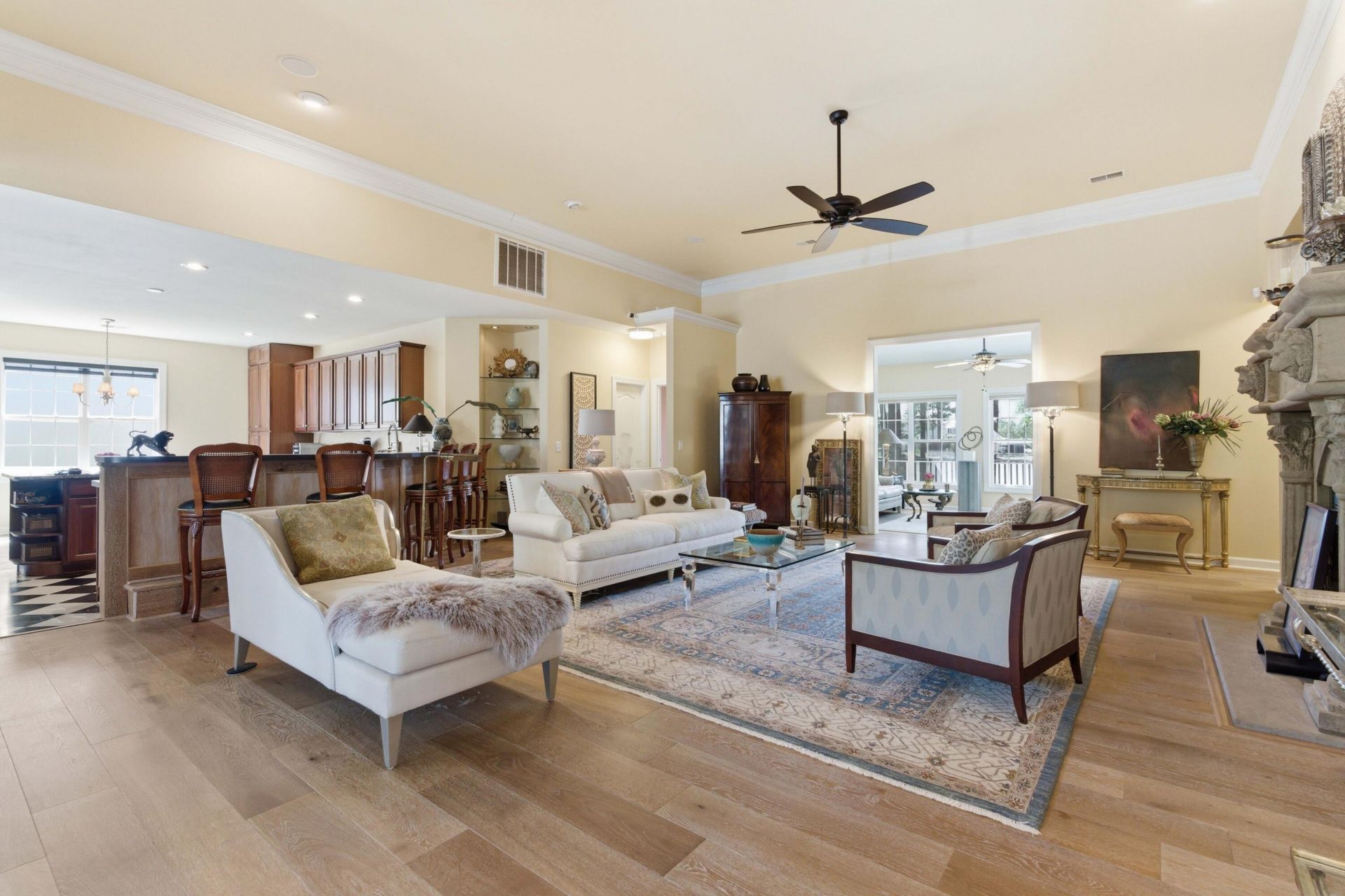 1596 Oakhurst Drive Photo 5