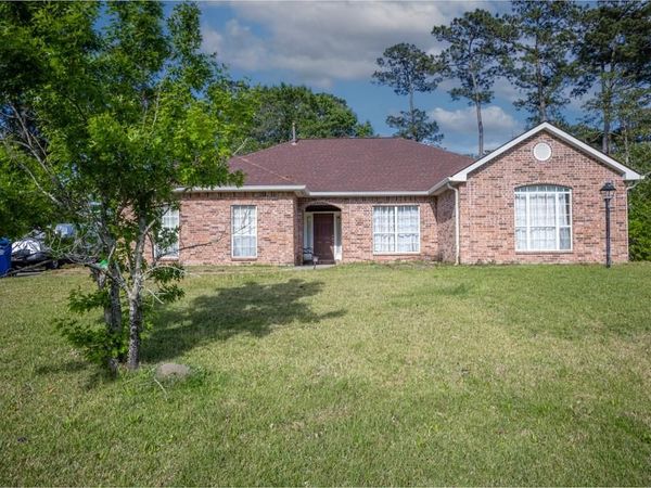 1028 CLAIRE Drive, Slidell, LA 70461
