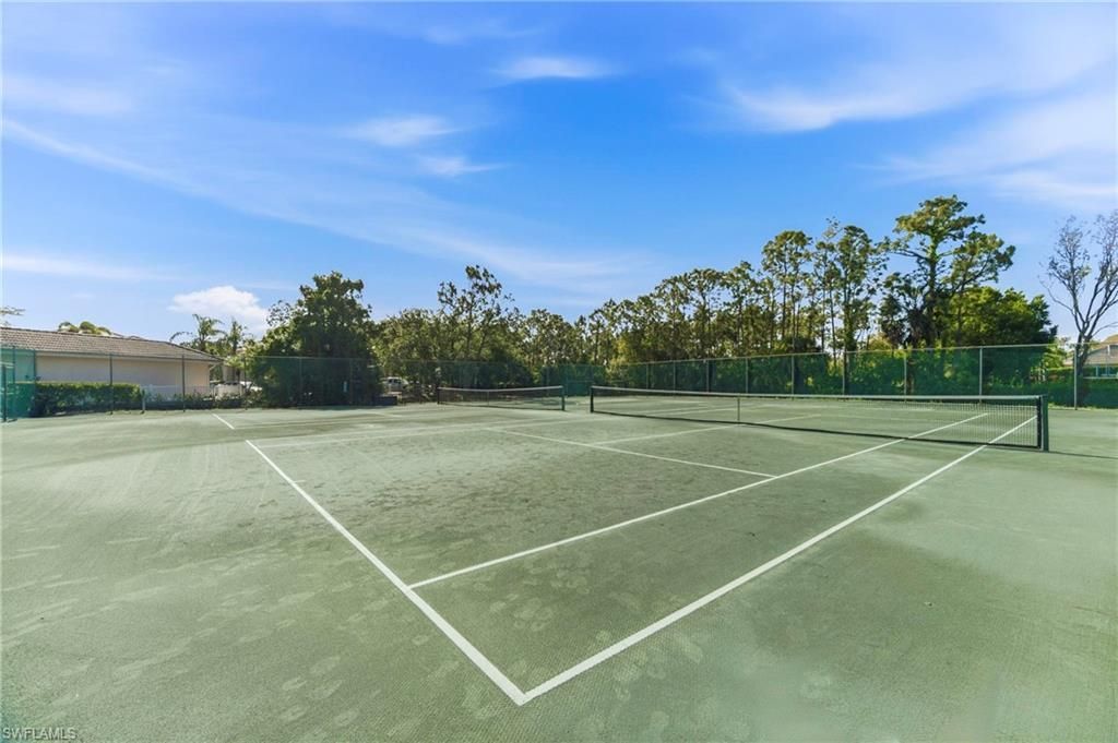 517 Lake Louise Cir, Unit 103, Naples, FL 34110 Photo