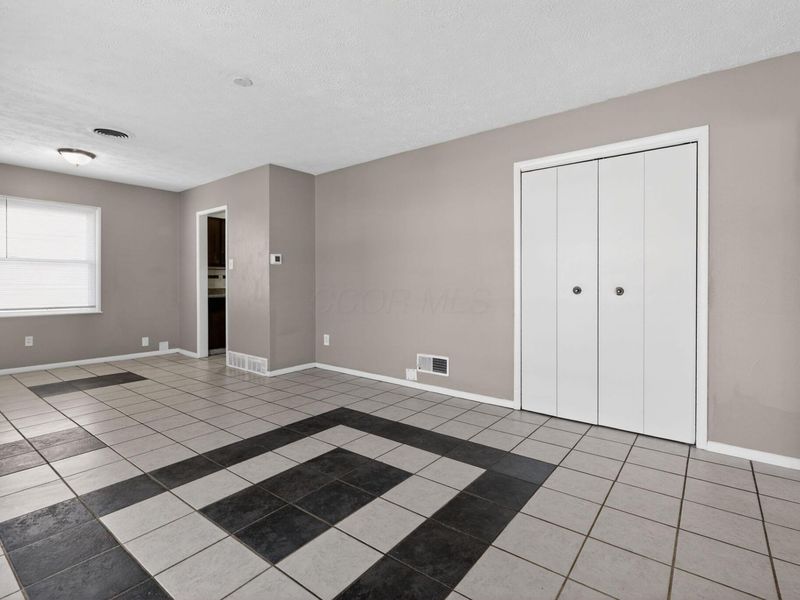 1819 Ransburg Avenue , Columbus, OH 43223 Photo 20