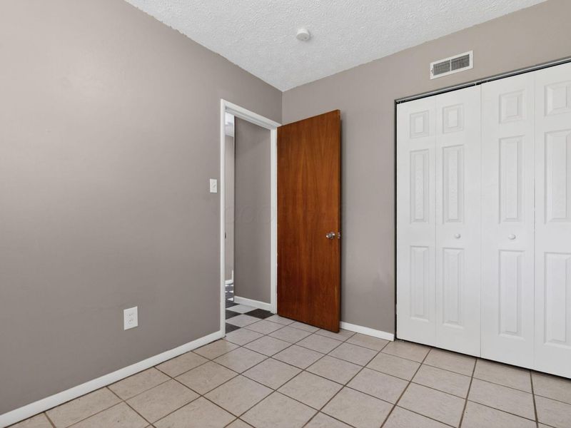 1819 Ransburg Avenue , Columbus, OH 43223 Photo 21