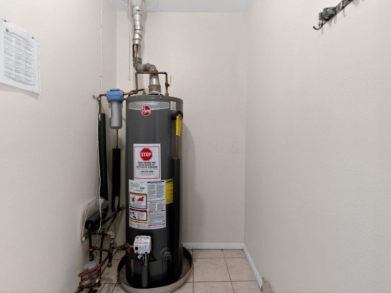 1819 Ransburg Avenue , Columbus, OH 43223 Photo 23