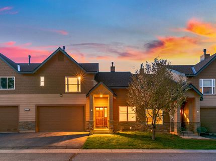 10036 Nicolas Drive, Truckee, CA 96161 Photo