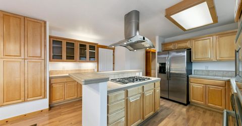 10036 Nicolas Drive, Truckee, CA 96161 Photo