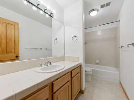 10036 Nicolas Drive, Truckee, CA 96161 Photo