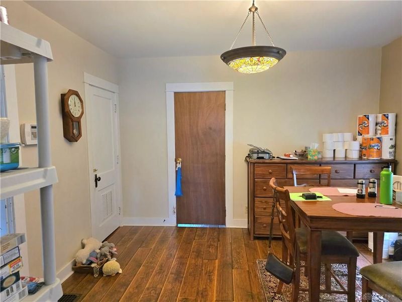 1925 John Glenn Road, Dayton, OH 45420 Photo 12