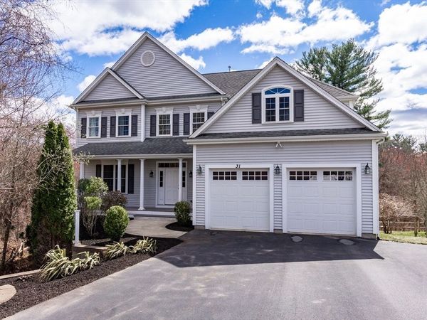 31 Whitehall Way, Bellingham, MA 02019