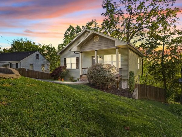 3806 Kingwood Circle, Chattanooga, TN 37412