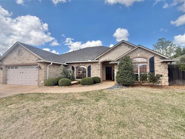809 Candace Lane, Altus, OK 73521