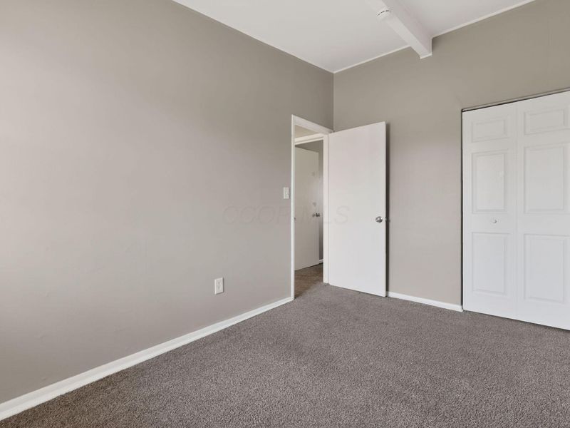 1672 Duxberry Avenue , Columbus, OH 43219 Photo 17