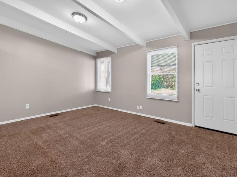 1672 Duxberry Avenue , Columbus, OH 43219 Photo 6