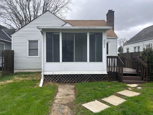 691 S Hampton Road , Columbus, OH 43213