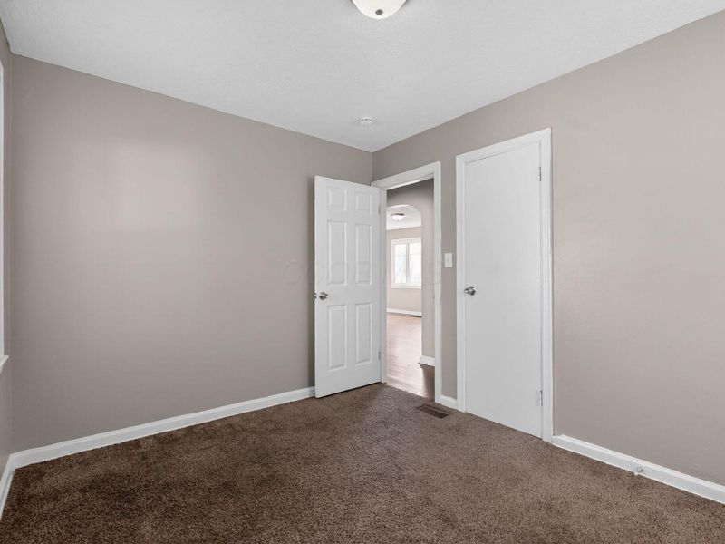 691 S Hampton Road, Columbus, OH 43213 Photo 12