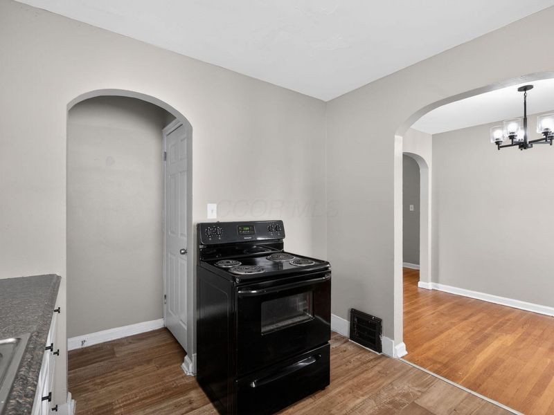 691 S Hampton Road, Columbus, OH 43213 Photo 19