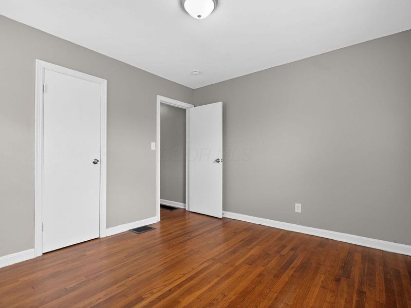 691 S Hampton Road, Columbus, OH 43213 Photo 21