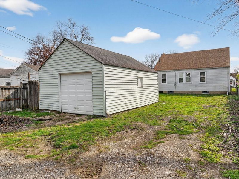 691 S Hampton Road, Columbus, OH 43213 Photo 3