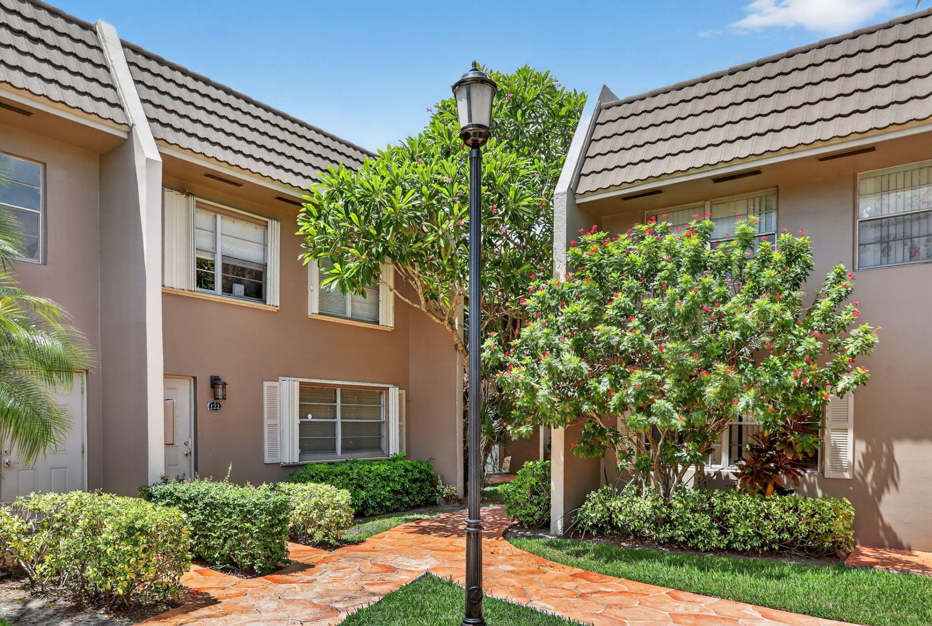 9050 NW 28th Street, Unit 123, Coral Springs, FL 33065 Photo