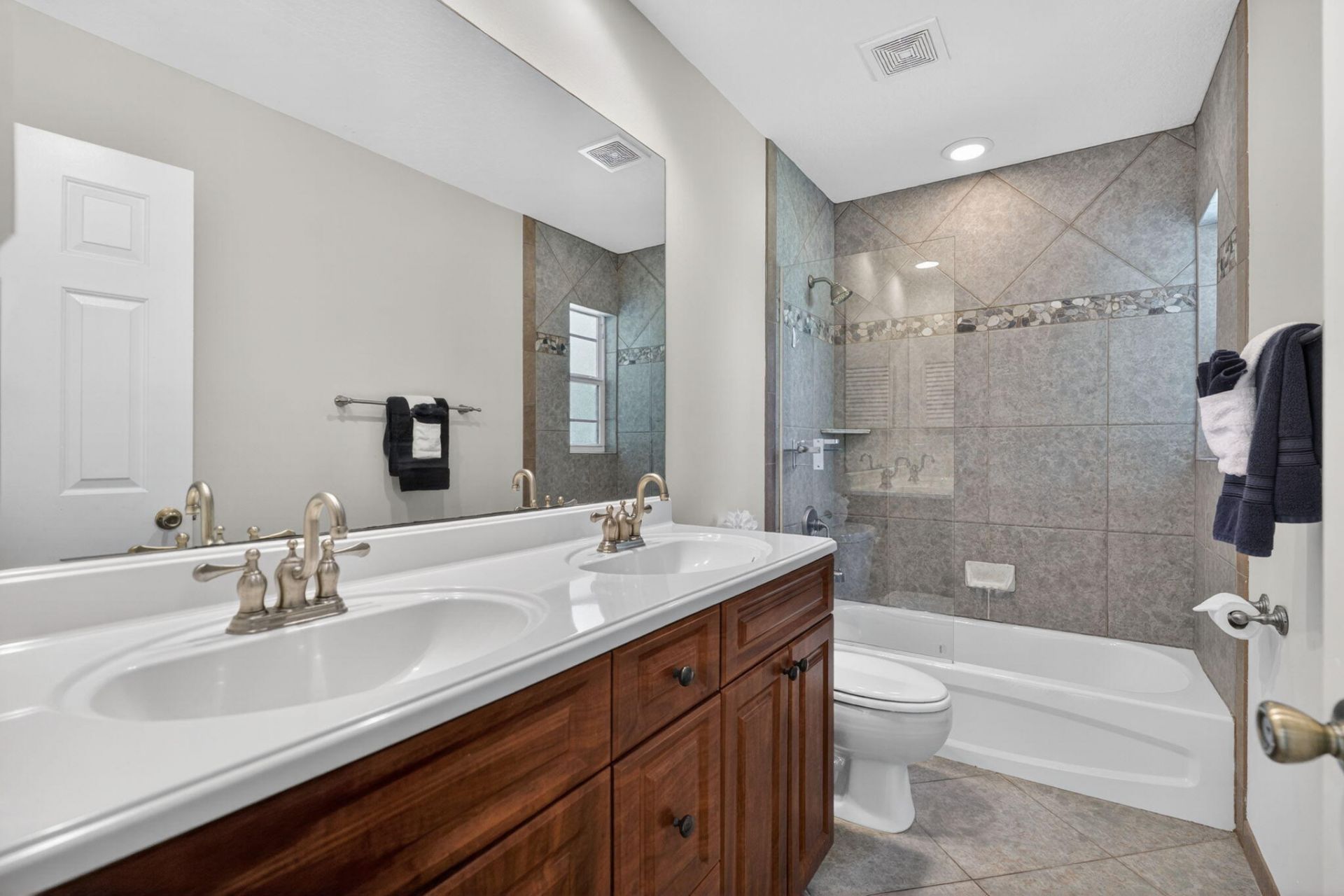 5741 SE Winged Foot Drive, Stuart, FL 34997 Photo