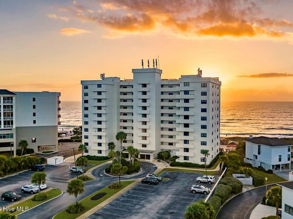 1704 N Lumina Avenue, Unit 3-B, Wrightsville Beach, NC 28480