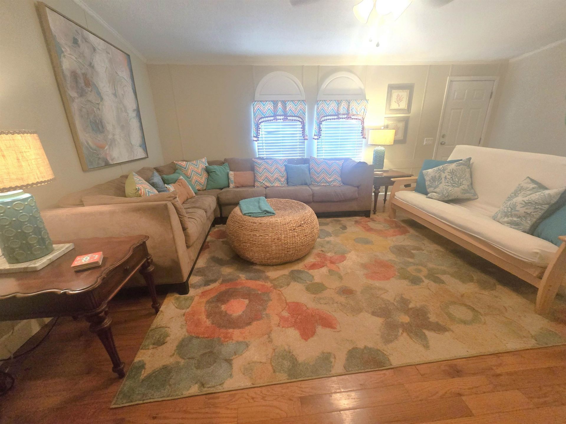 564 Lagrande Dr. Photo 10