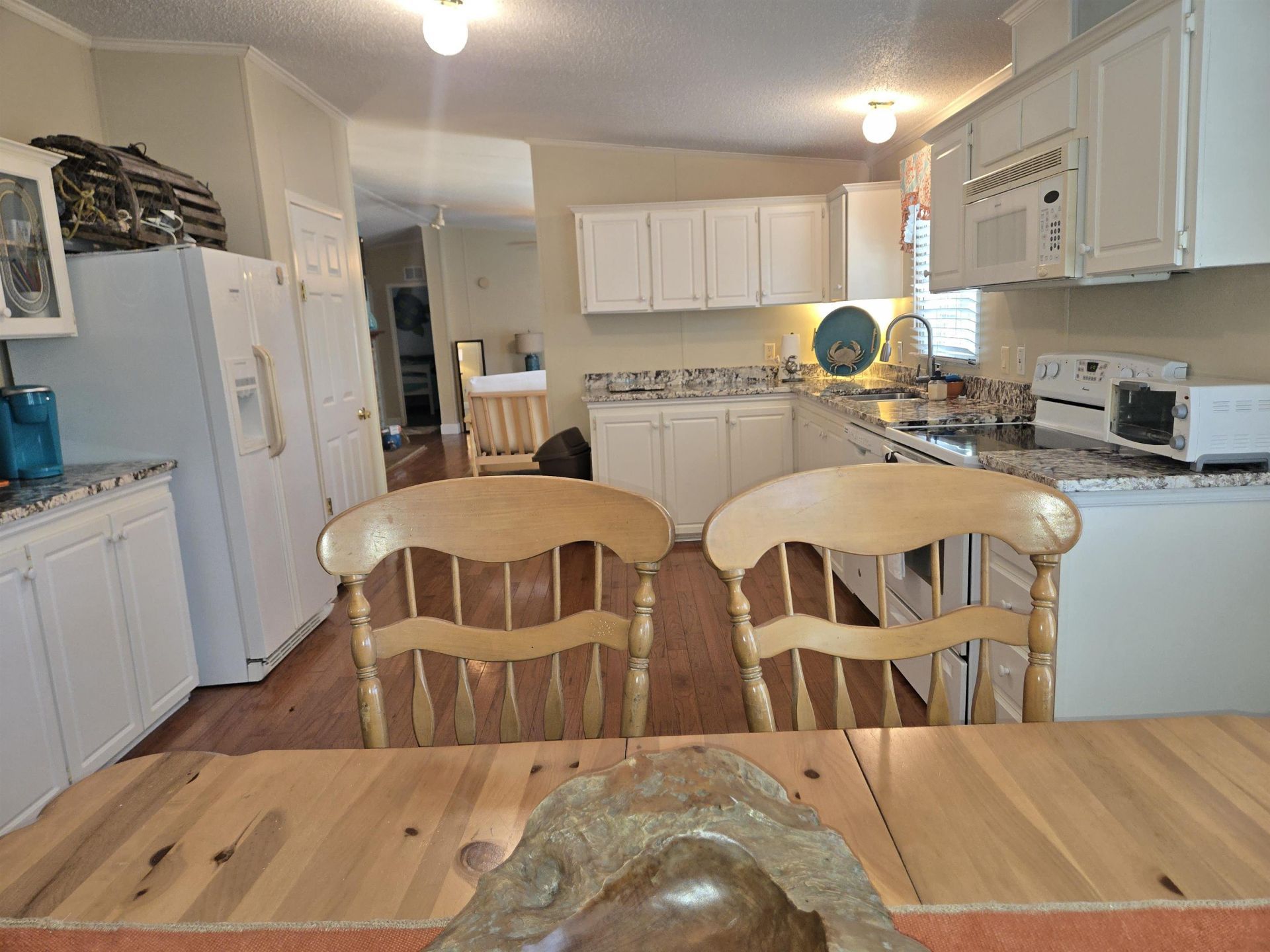 564 Lagrande Dr. Photo 12