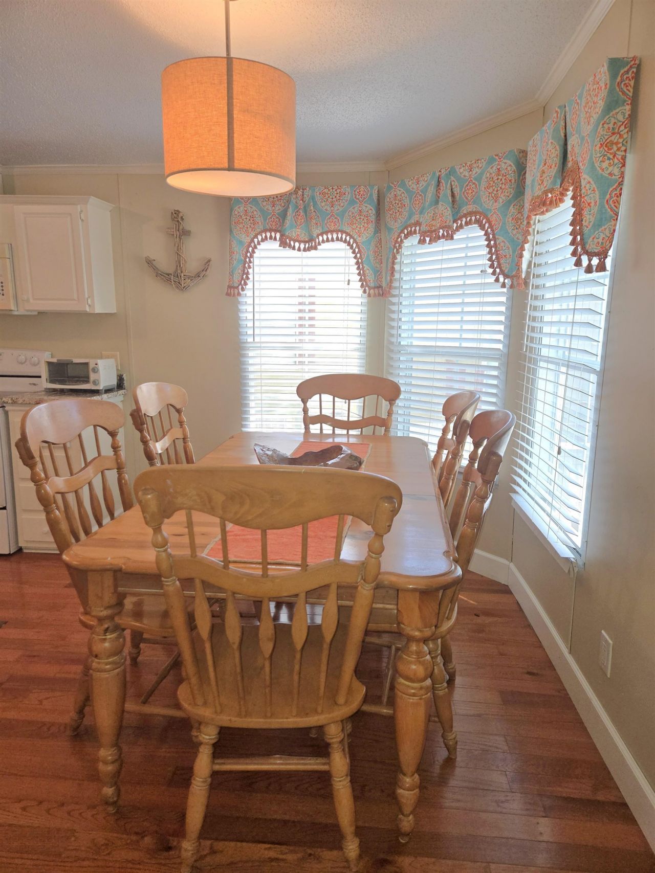 564 Lagrande Dr. Photo 13