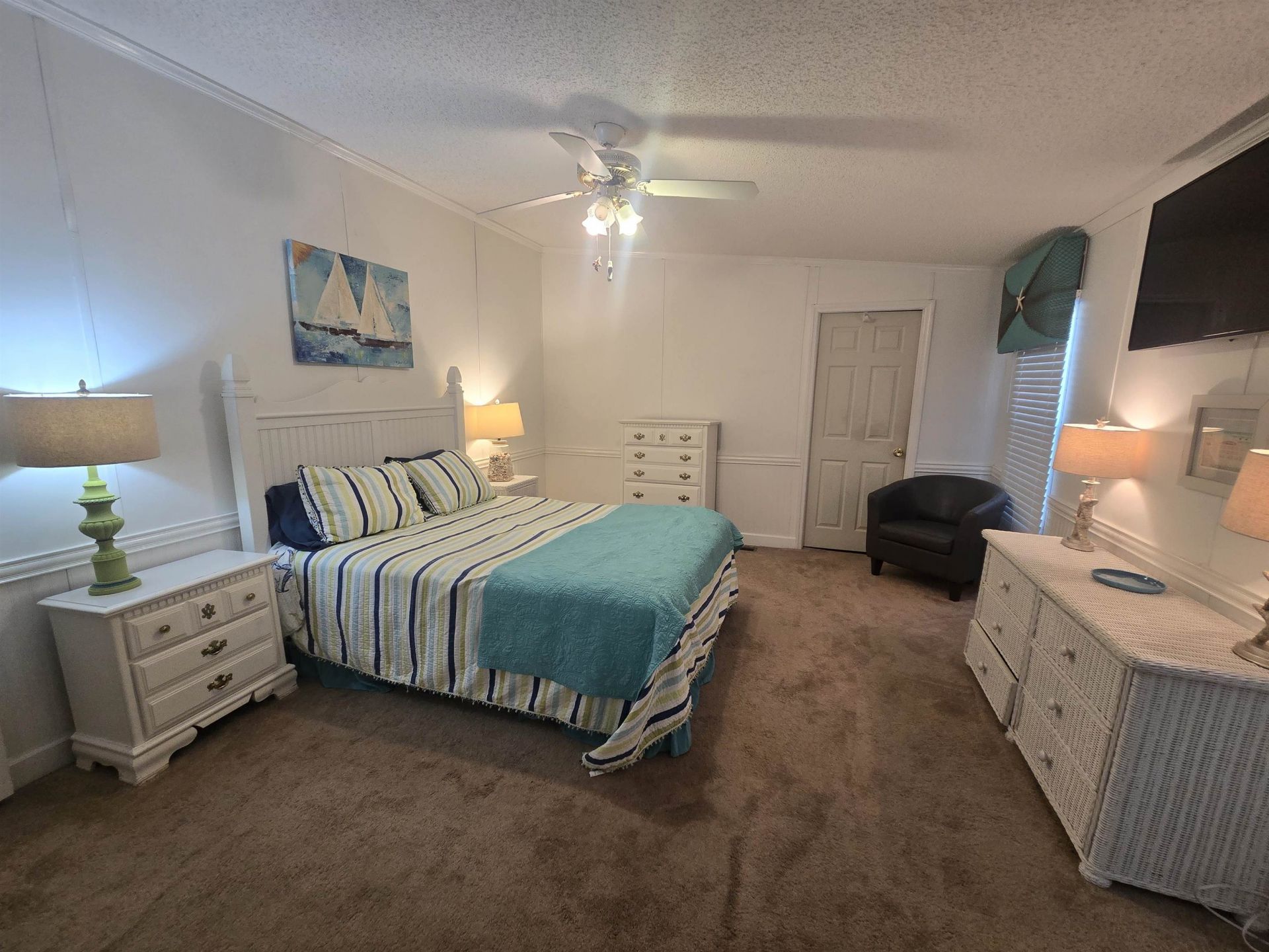 564 Lagrande Dr. Photo 16