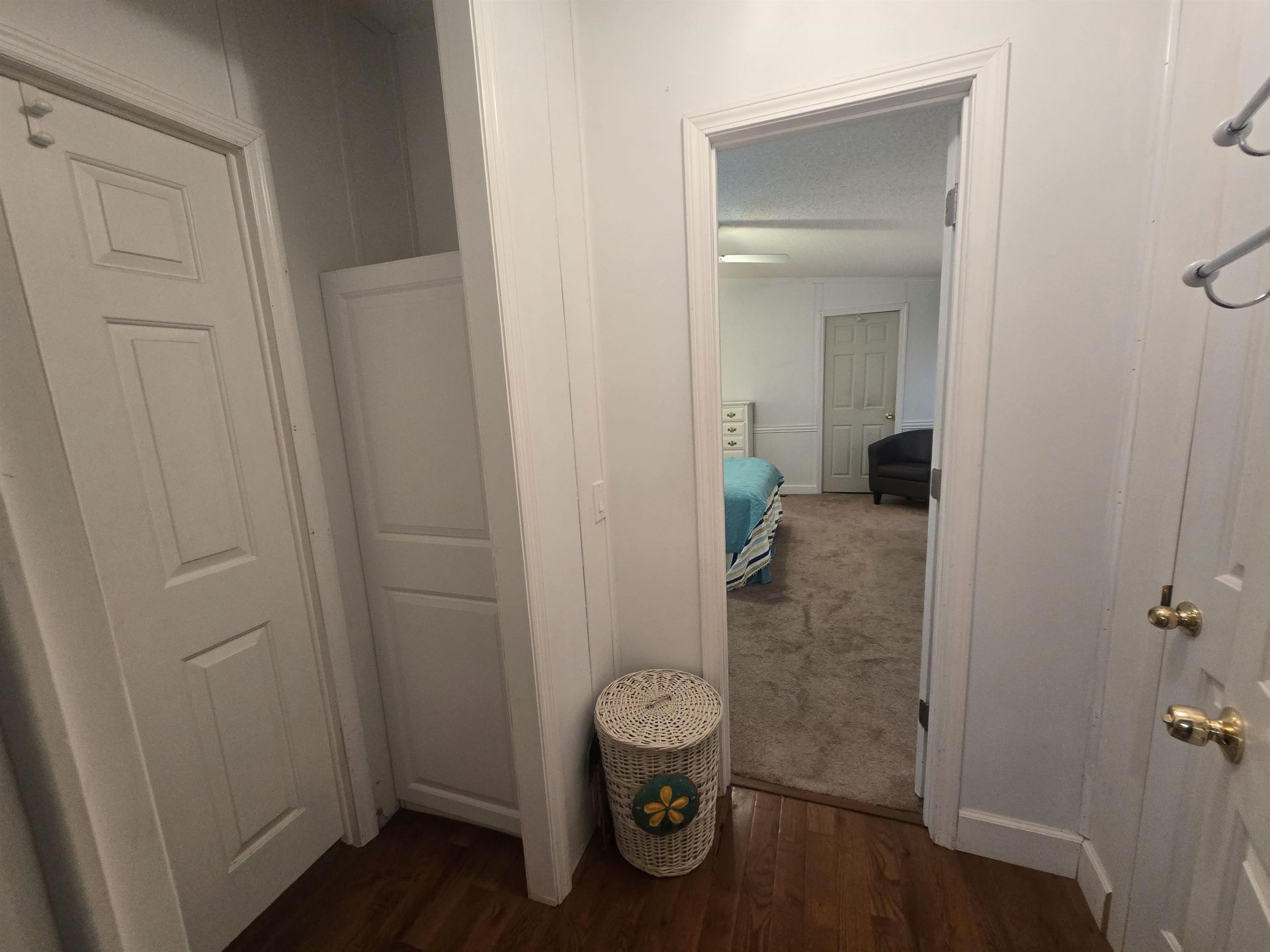 564 Lagrande Dr. Photo 28