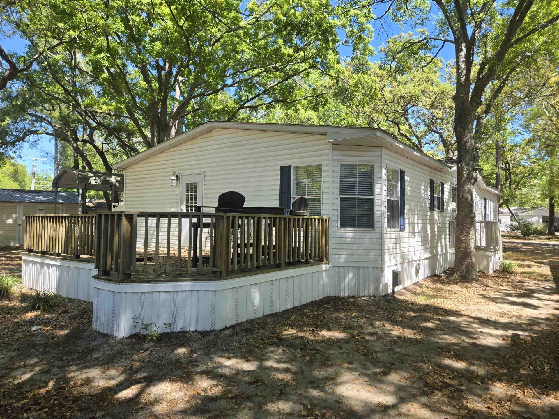 564 Lagrande Dr. Photo 4