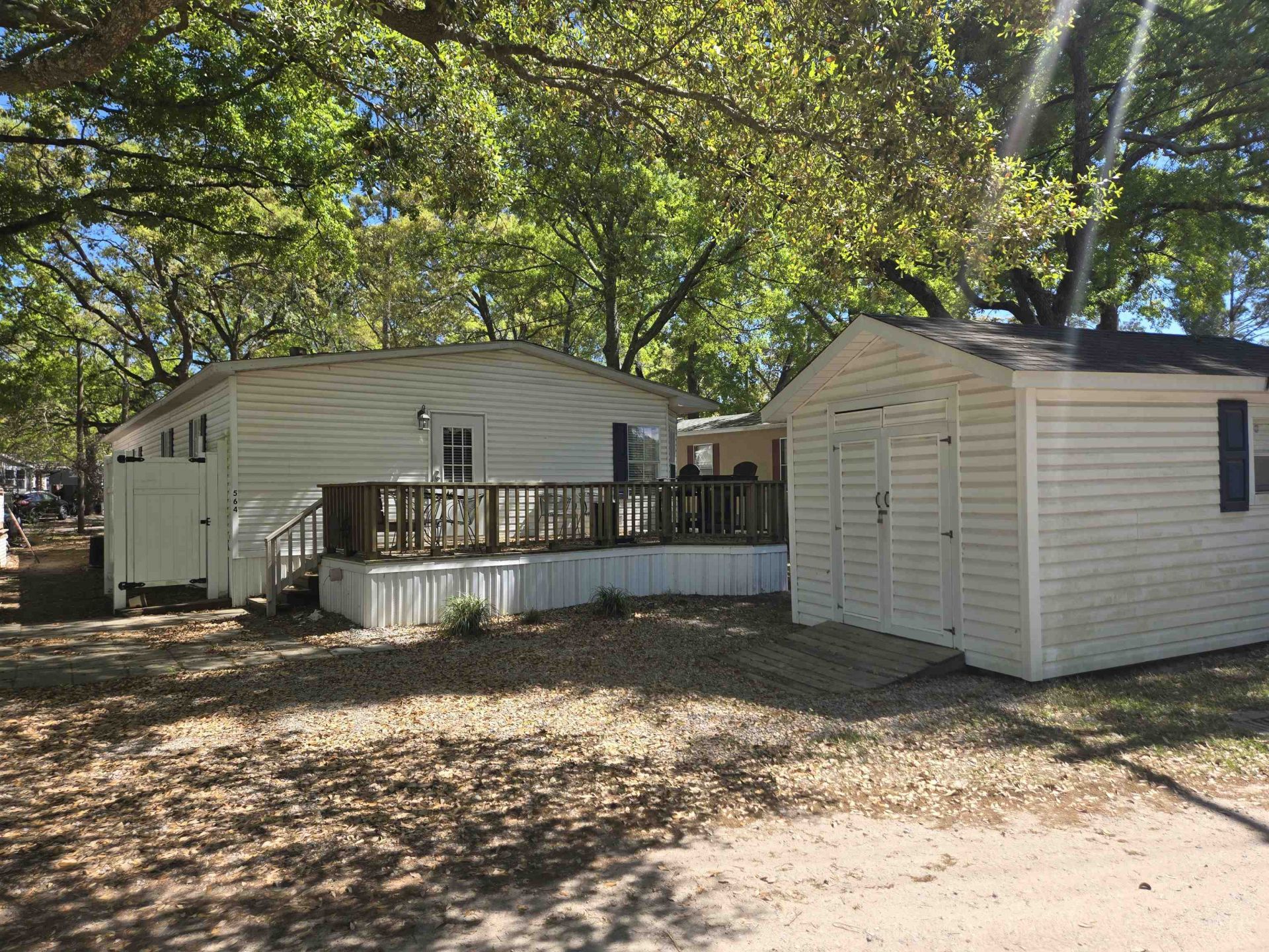 564 Lagrande Dr. Photo 5