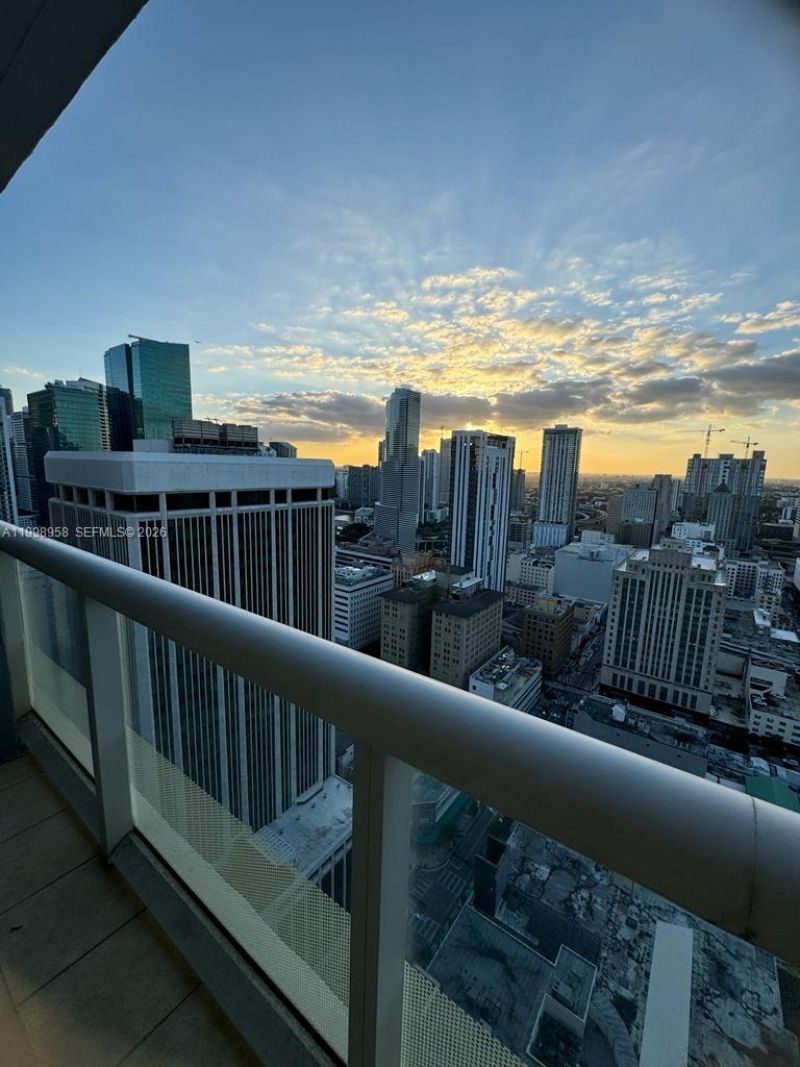 50 Biscayne Blvd, Unit 3807, Miami, FL 33132 Photo