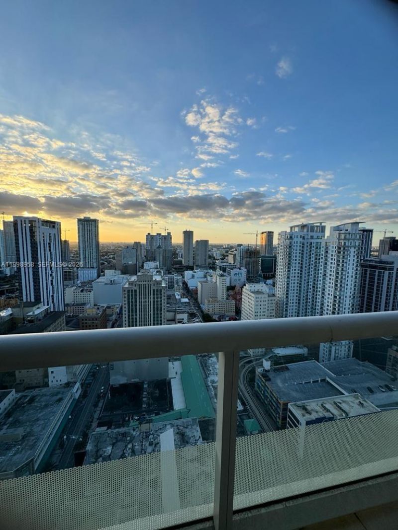 50 Biscayne Blvd, Unit 3807, Miami, FL 33132 Photo