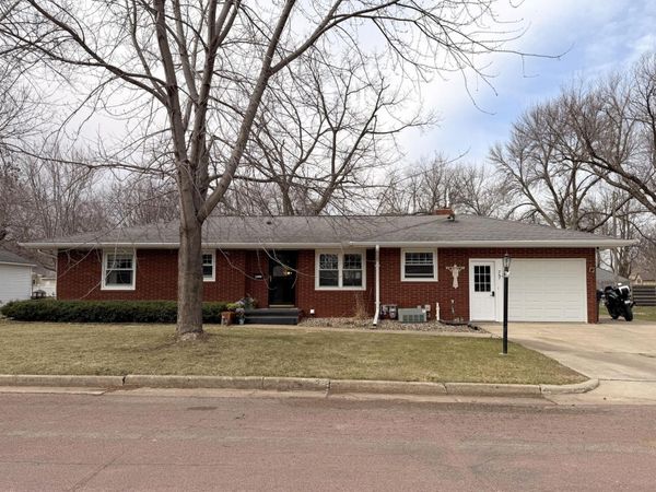 751 Easy Street, Tracy, MN 56175
