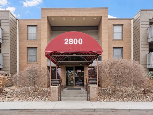 2800 Hamline Avenue N, Unit 329, Roseville, MN 55113