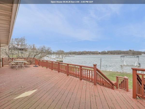 3016 Lakeview St, Wahpeton, IA 51351