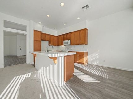 9721 Sand Hollow Way, Elk Grove, CA 95757 Photo