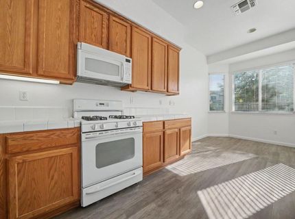 9721 Sand Hollow Way, Elk Grove, CA 95757 Photo