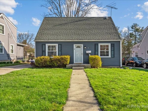 375 S Edison Avenue , Elgin, IL 60123