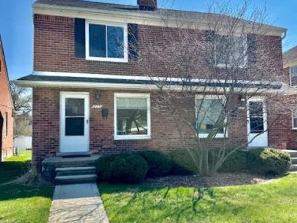 319 S PLEASANT Street, Royal Oak, MI 48067