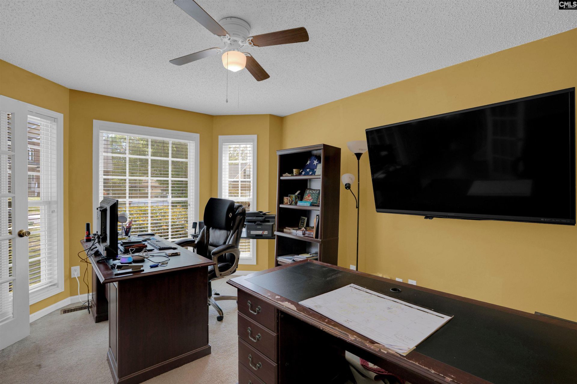 203 Hope Creek Drive  Photo 10