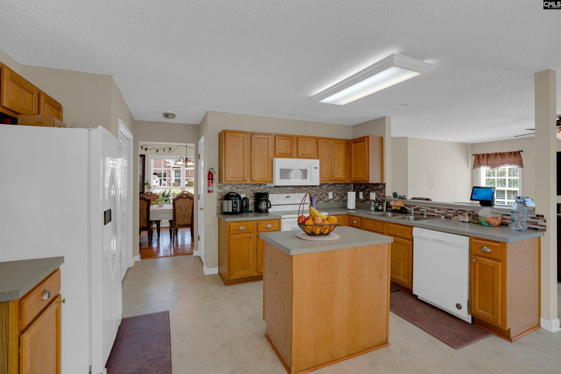 203 Hope Creek Drive  Photo 15