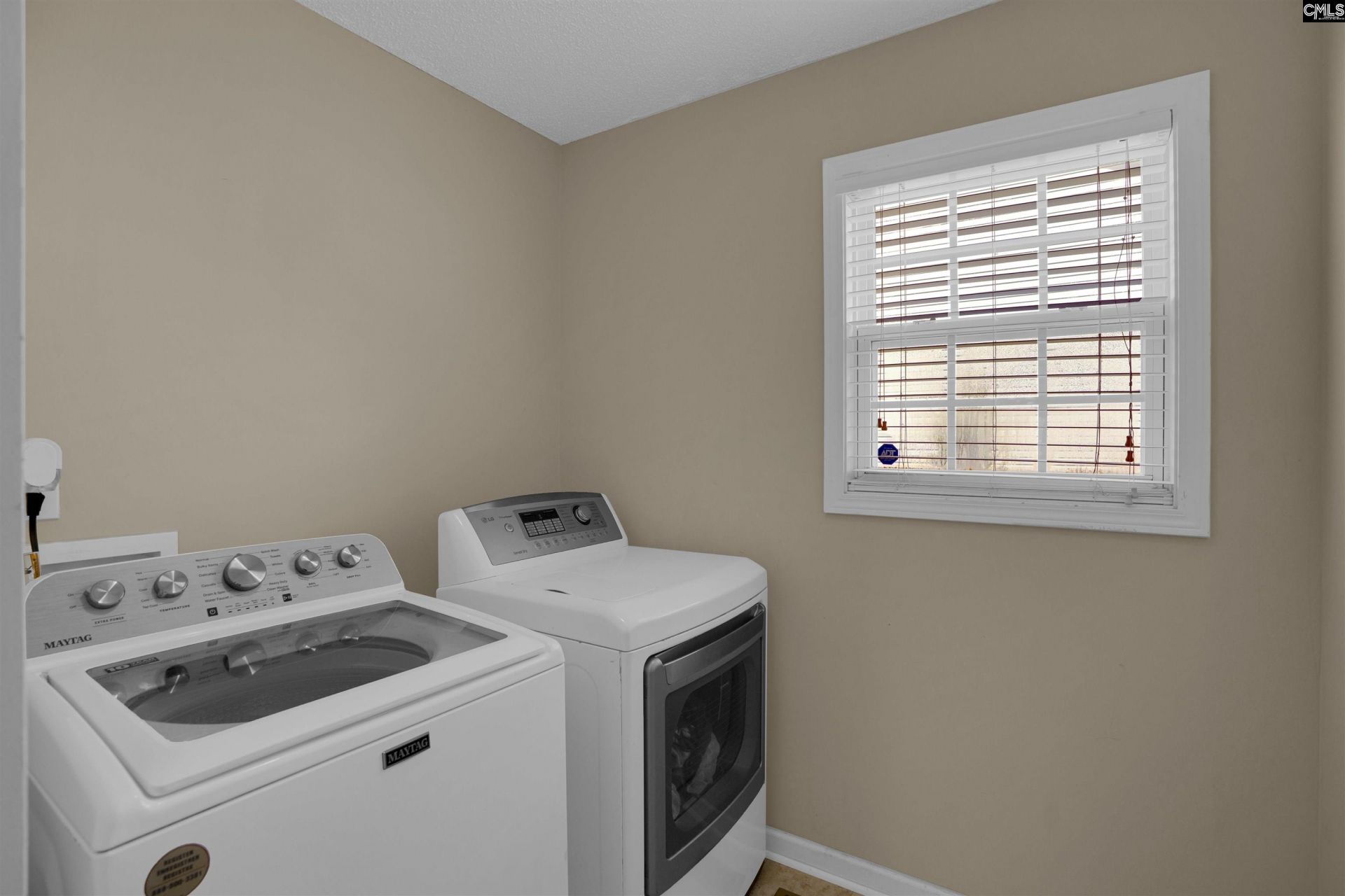 203 Hope Creek Drive  Photo 25