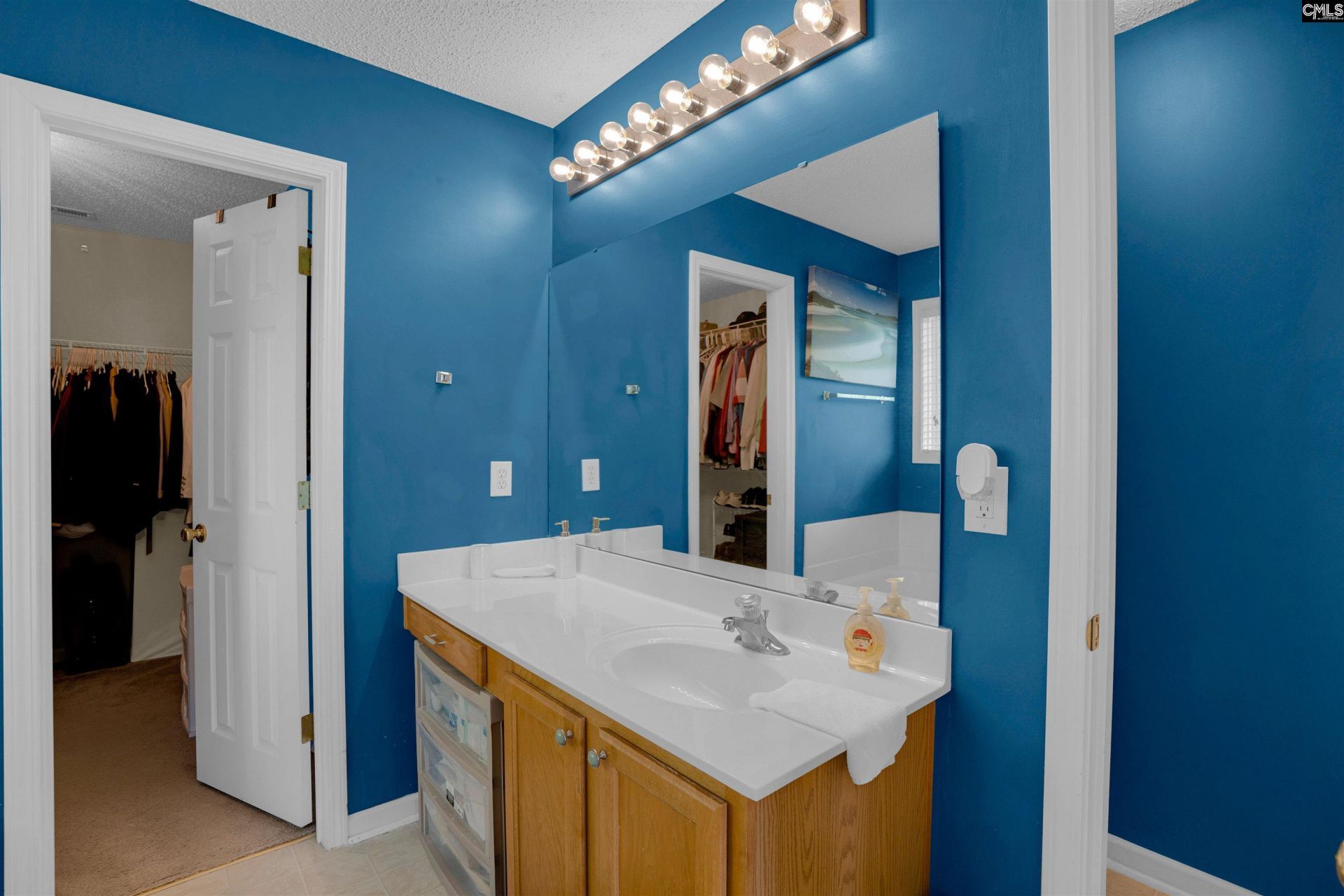 203 Hope Creek Drive  Photo 31